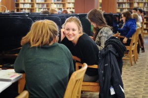 Bibliothèque collège Jean-de-Brébeuf