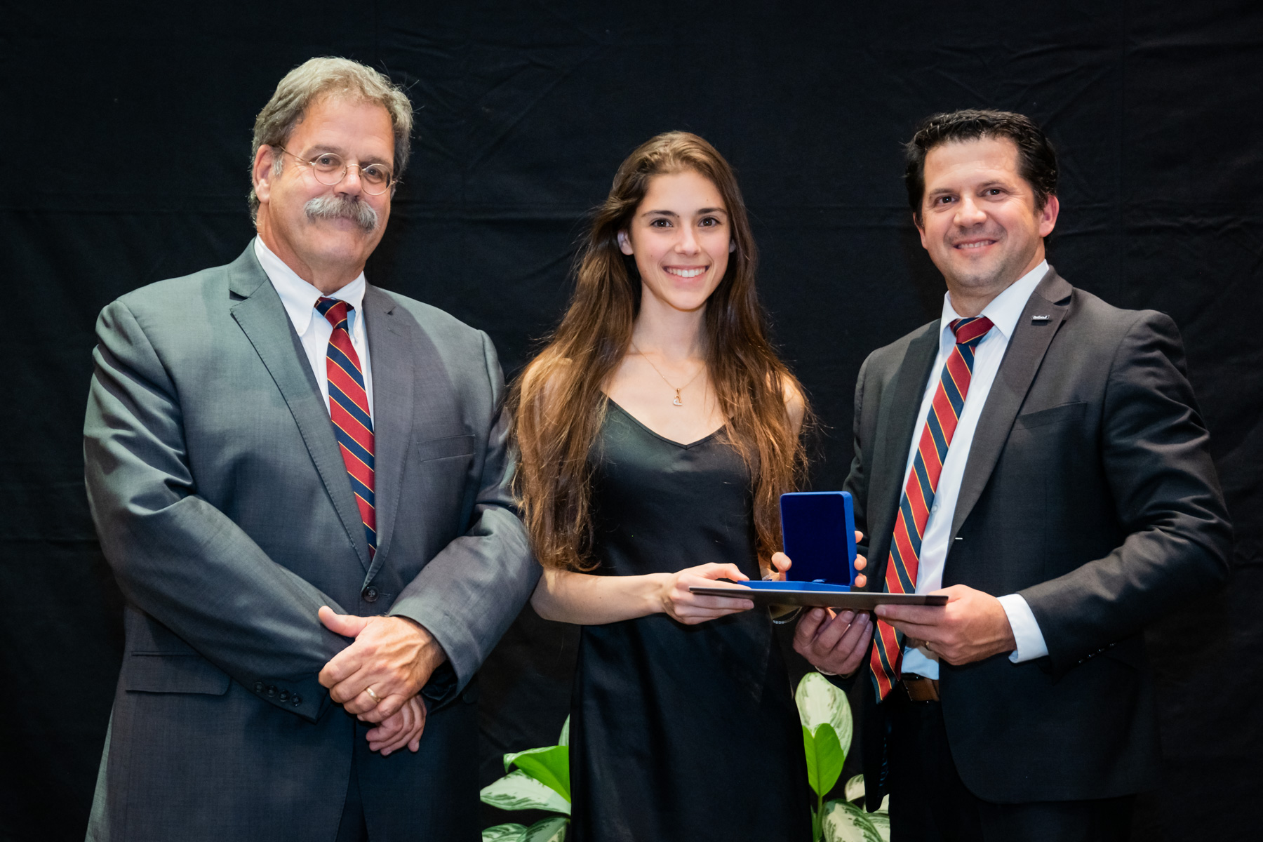 Médaille académique du Gouverneur général du Canada pour le secondaire en 2018-2019 : Laure Salmon